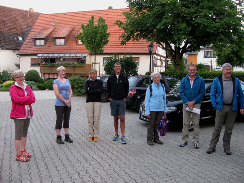 130824iseler004.JPG - Treffpunkt Sigmaringendorf Rathausplatz, 7.00 Uhr