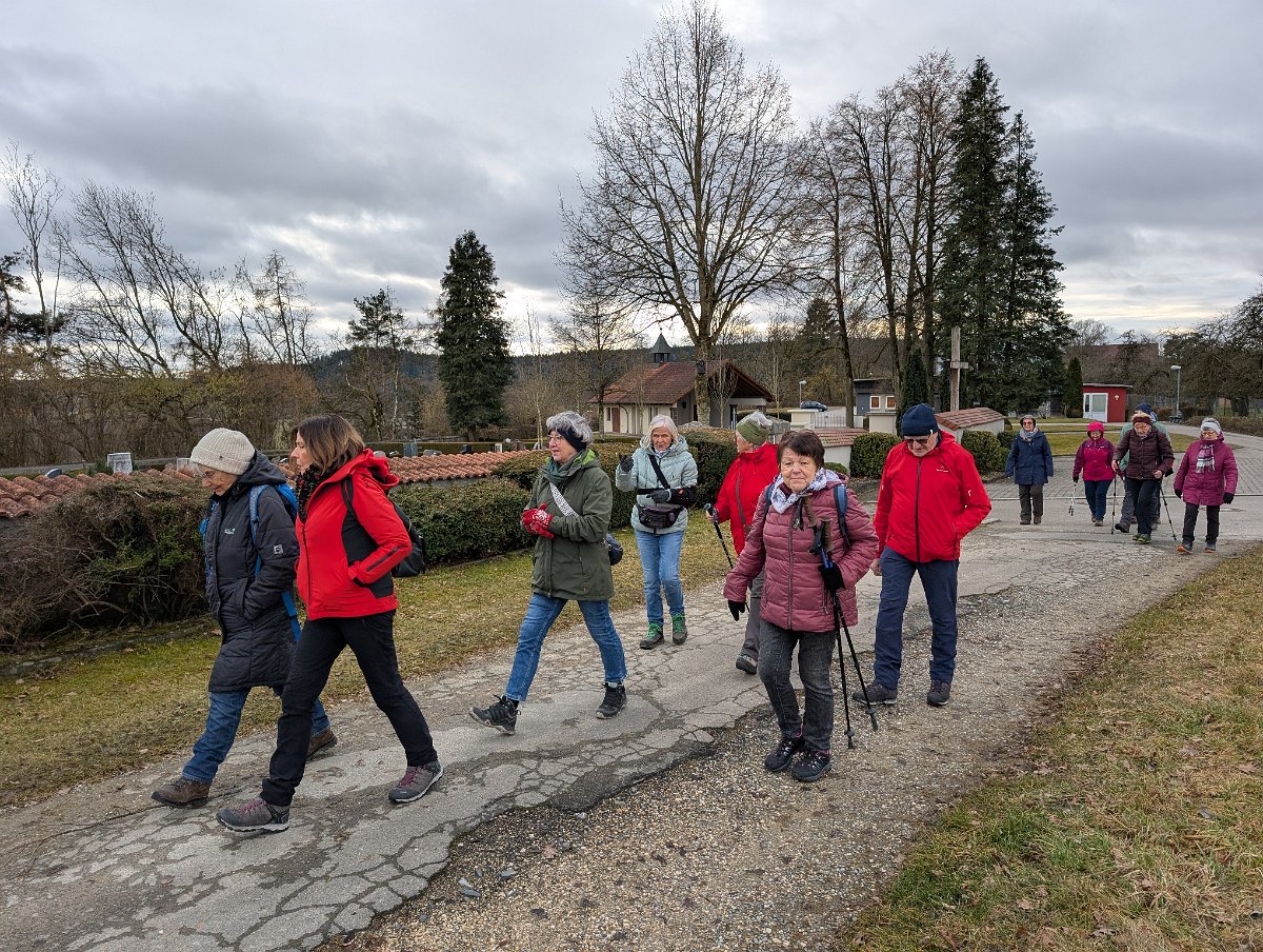 260222_Ablach028.jpg - Am Friedhof...