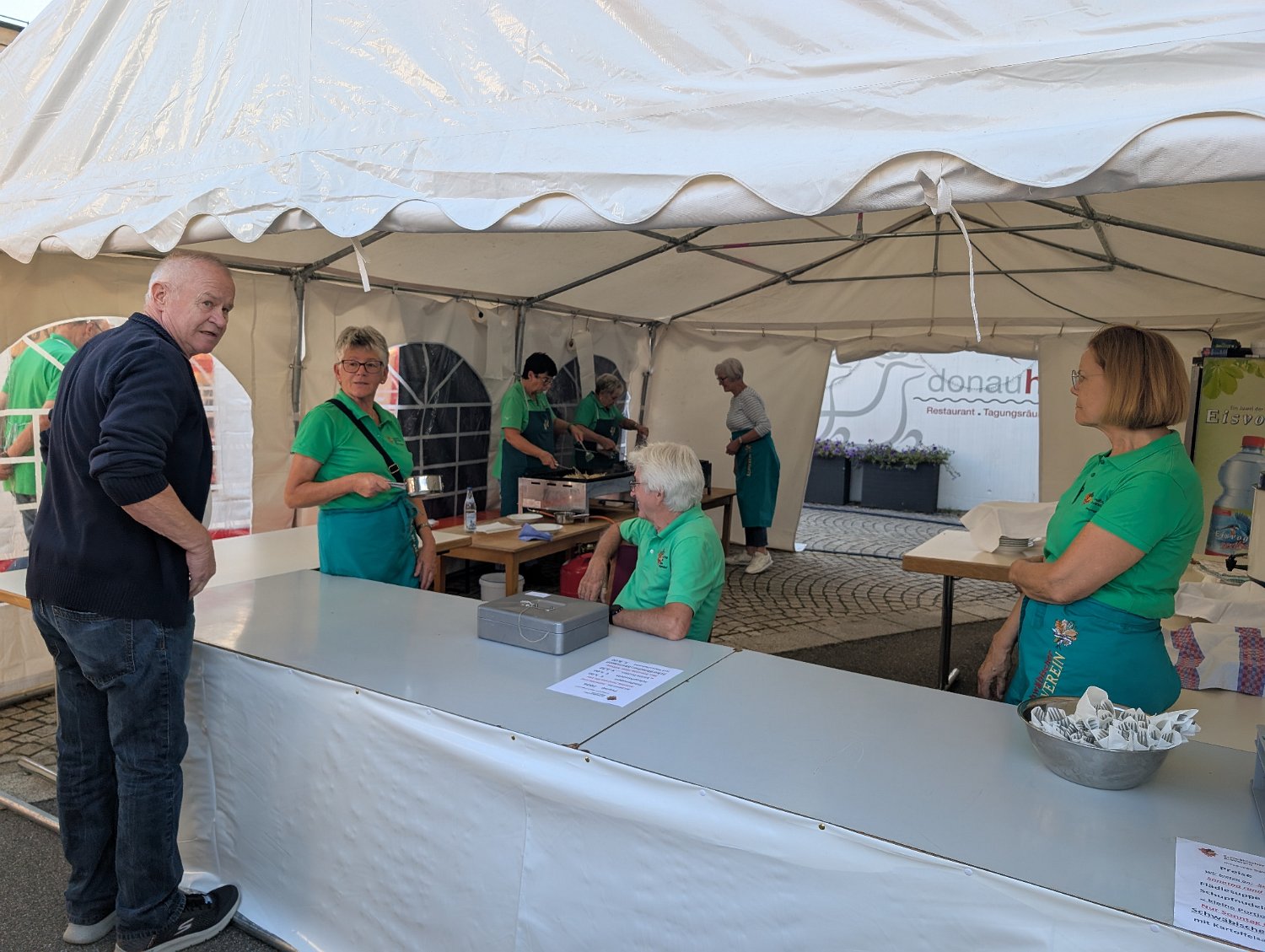 260913-12_Strassenfest_Albverein_11.jpg